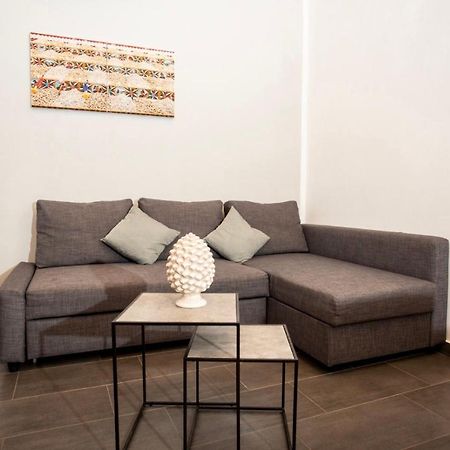 Mosina Apartments Палермо Экстерьер фото